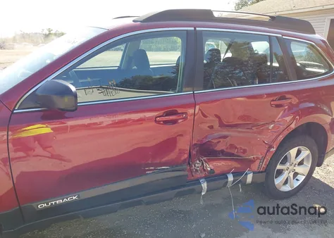 2014 Subaru Outback 2.5I z USA, uszkodzony, nr VIN 4S4BRCAC5E3324099